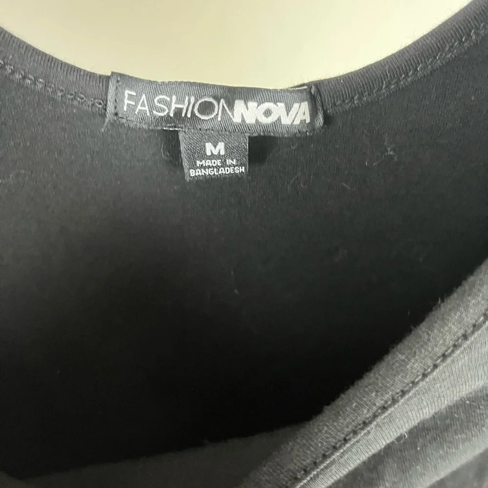 Basic tees/bodysuit bundle - Picture 7 of 7